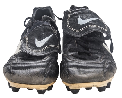 1999 Michelle Akers Game Used and Signed Cleats Worn for World Cup Game 1 Vs Denmark 6-19-1999 (Akers LOA) 